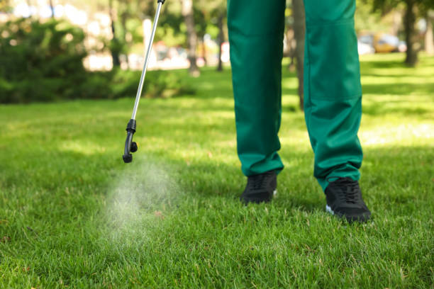 Best Best Pest Control Companies  in Fredonia, NY